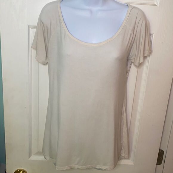 Fabletics Activewear Open Back T-Shirt - Picture 1 of 2